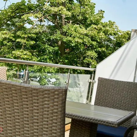 Apartment Sungarden - Hostaid